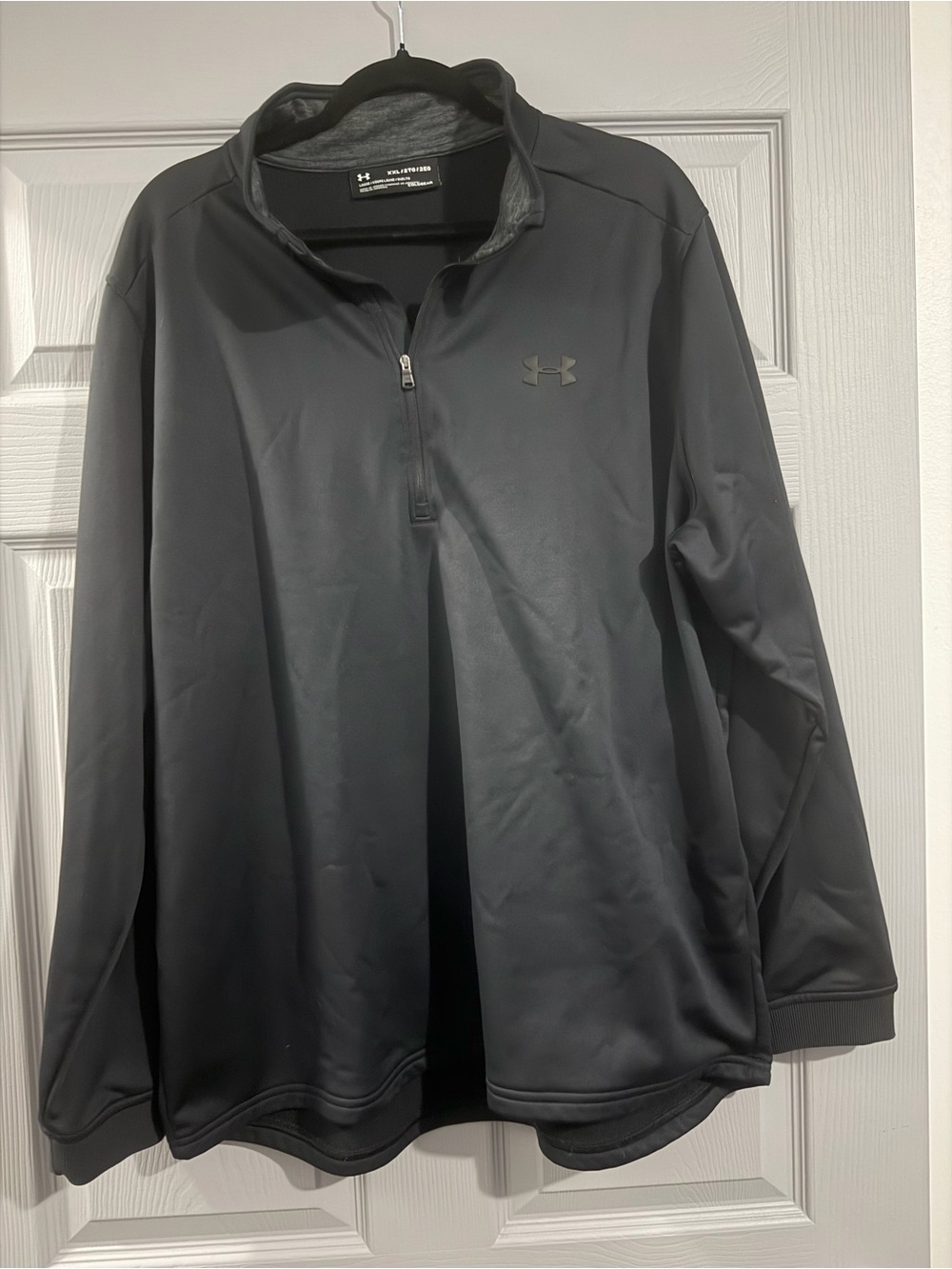 Under Armour Men’s Charcoal Quarter-Zip Performance Pullover Fleece